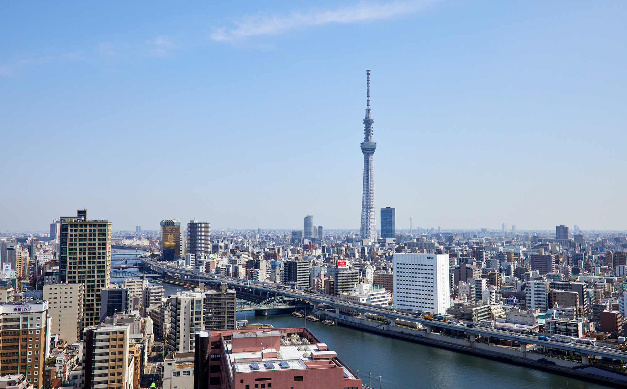 ベランダからの景色の画像